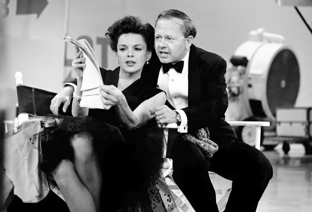 Classic Hollywood behind-the-scenes moment
